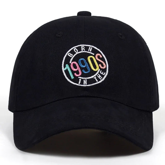 Gorra con bordado de los años 90